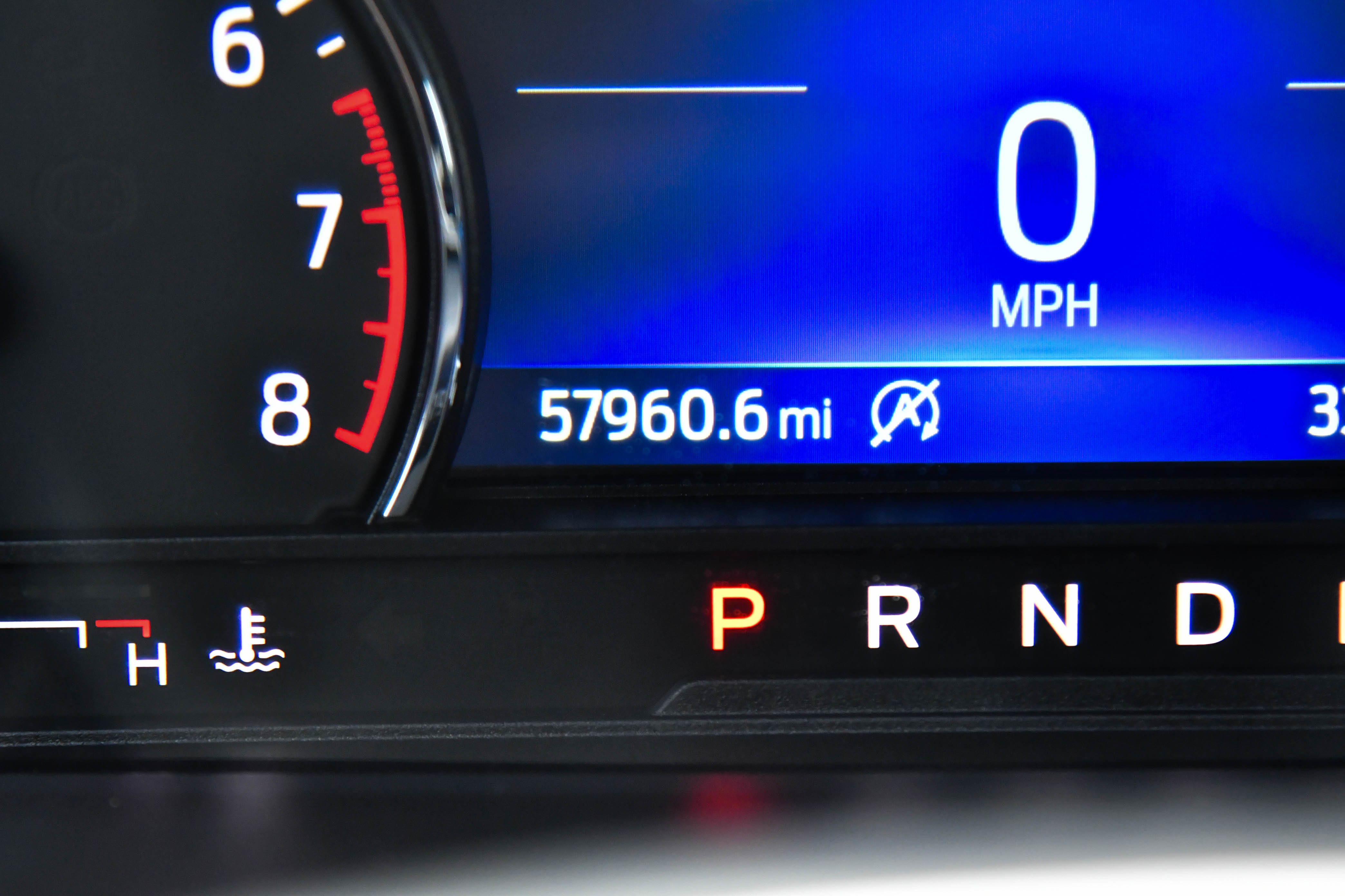 Used 2022 Ford Explorer XLT w/ Equipment Group 202A image 28