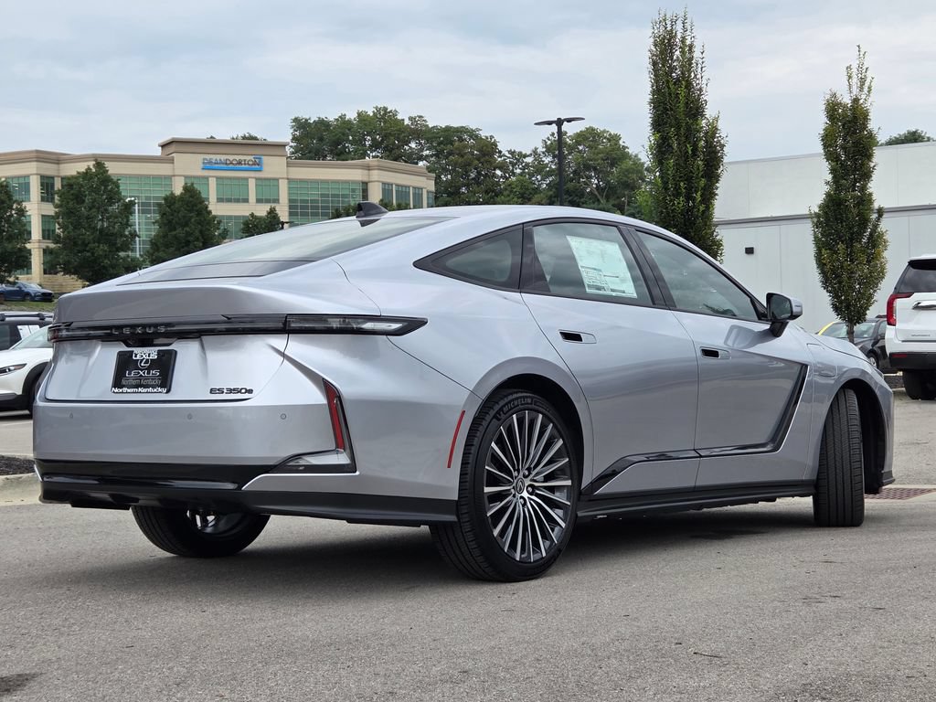 New 2026 Lexus ES 350e FWD image 32