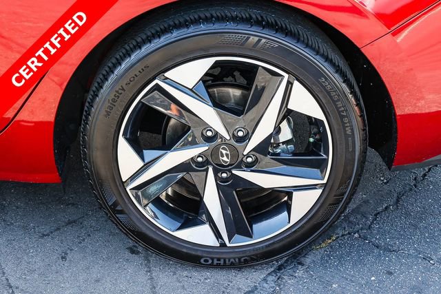 Certified 2023 Hyundai Elantra SEL w/ Convenience Package FWD image 8