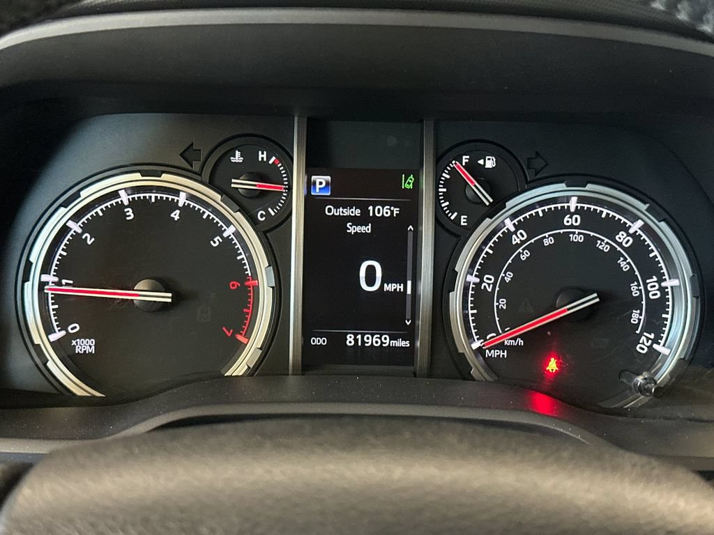 Used 2022 Toyota 4Runner TRD Off-Road Premium AWD/4WD image 24