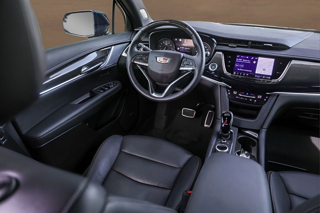 Certified 2023 Cadillac XT6 Sport w/ Technology Package image 29