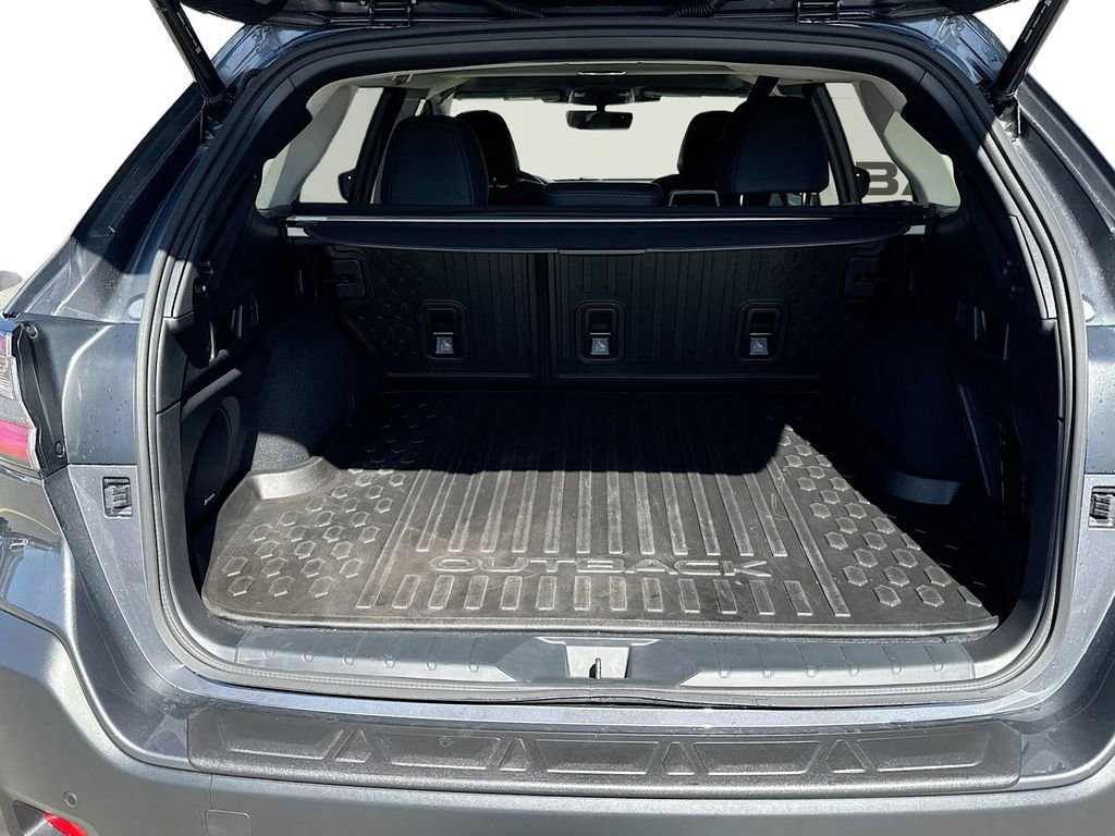 Certified 2025 Subaru Outback Onyx Edition image 36