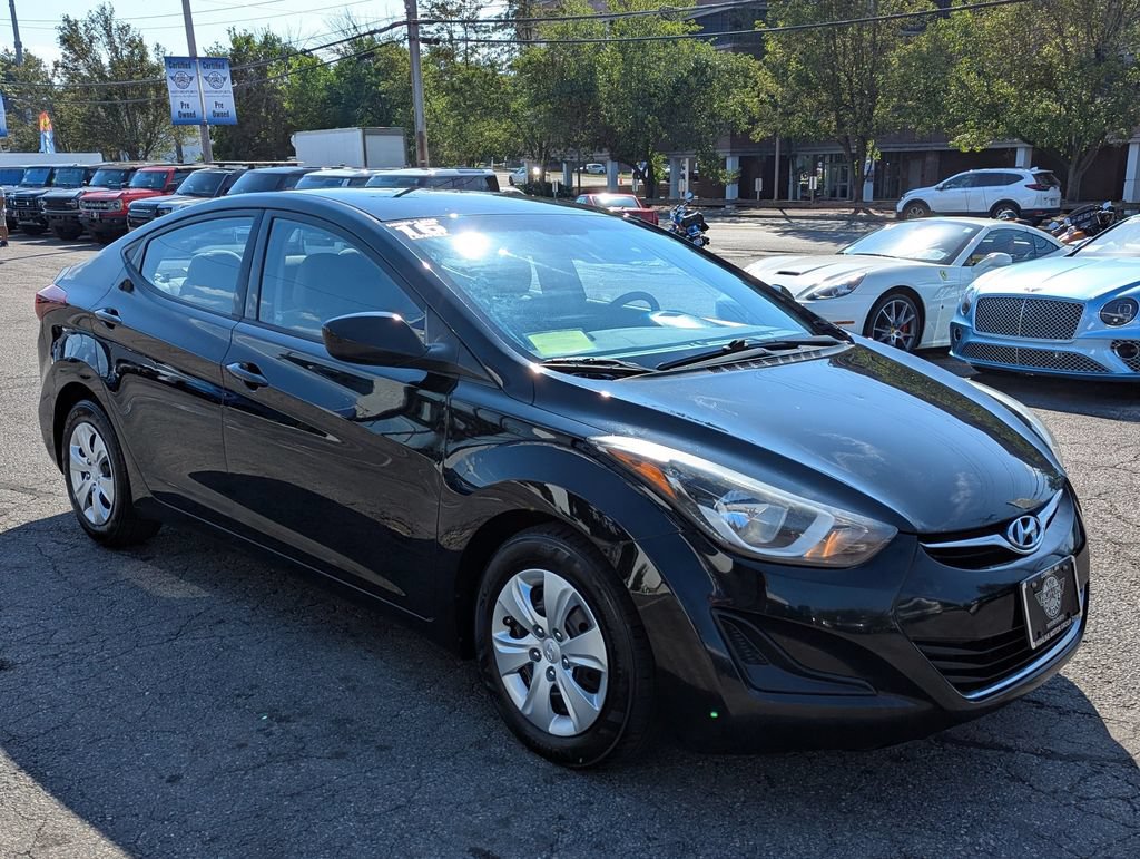Used 2016 Hyundai Elantra SE FWD image 5