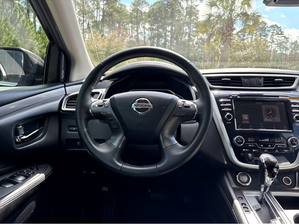 Used 2022 Nissan Murano SV w/ SV Midnight Edition Package image 13