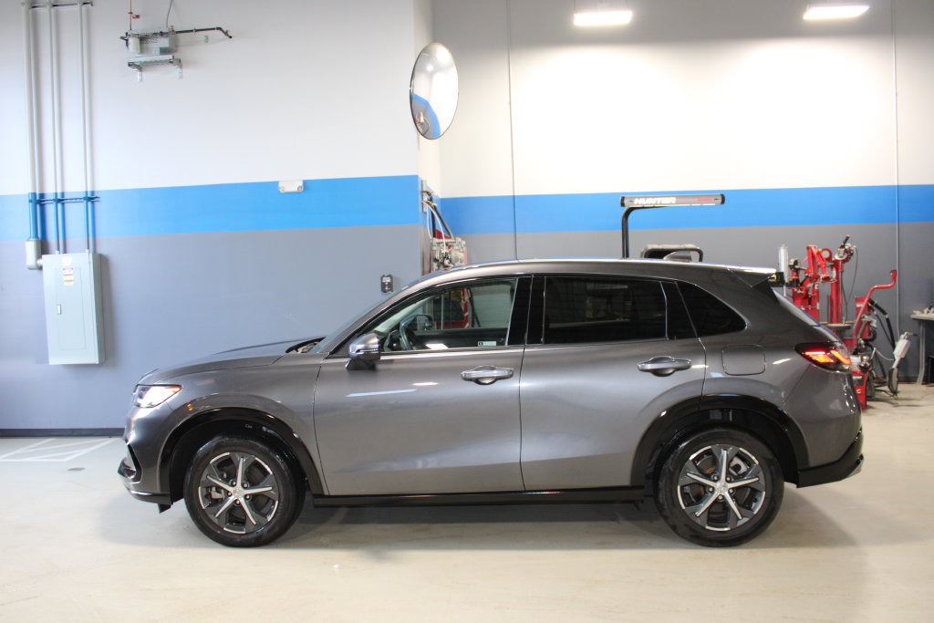Used 2024 Honda HR-V EX-L image 9