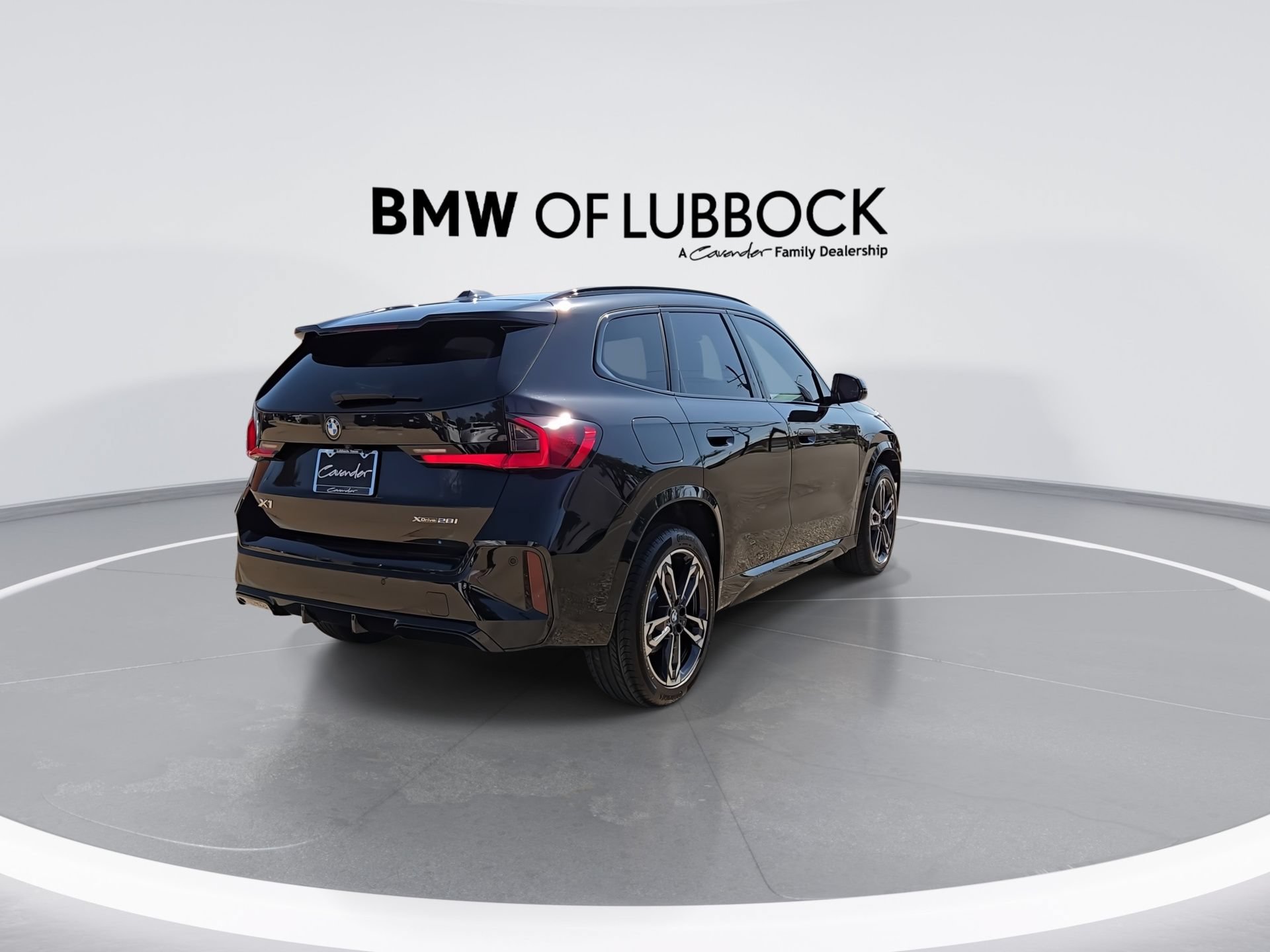 New 2026 BMW X1 xDrive28i w/ Technology Package AWD/4WD image 8