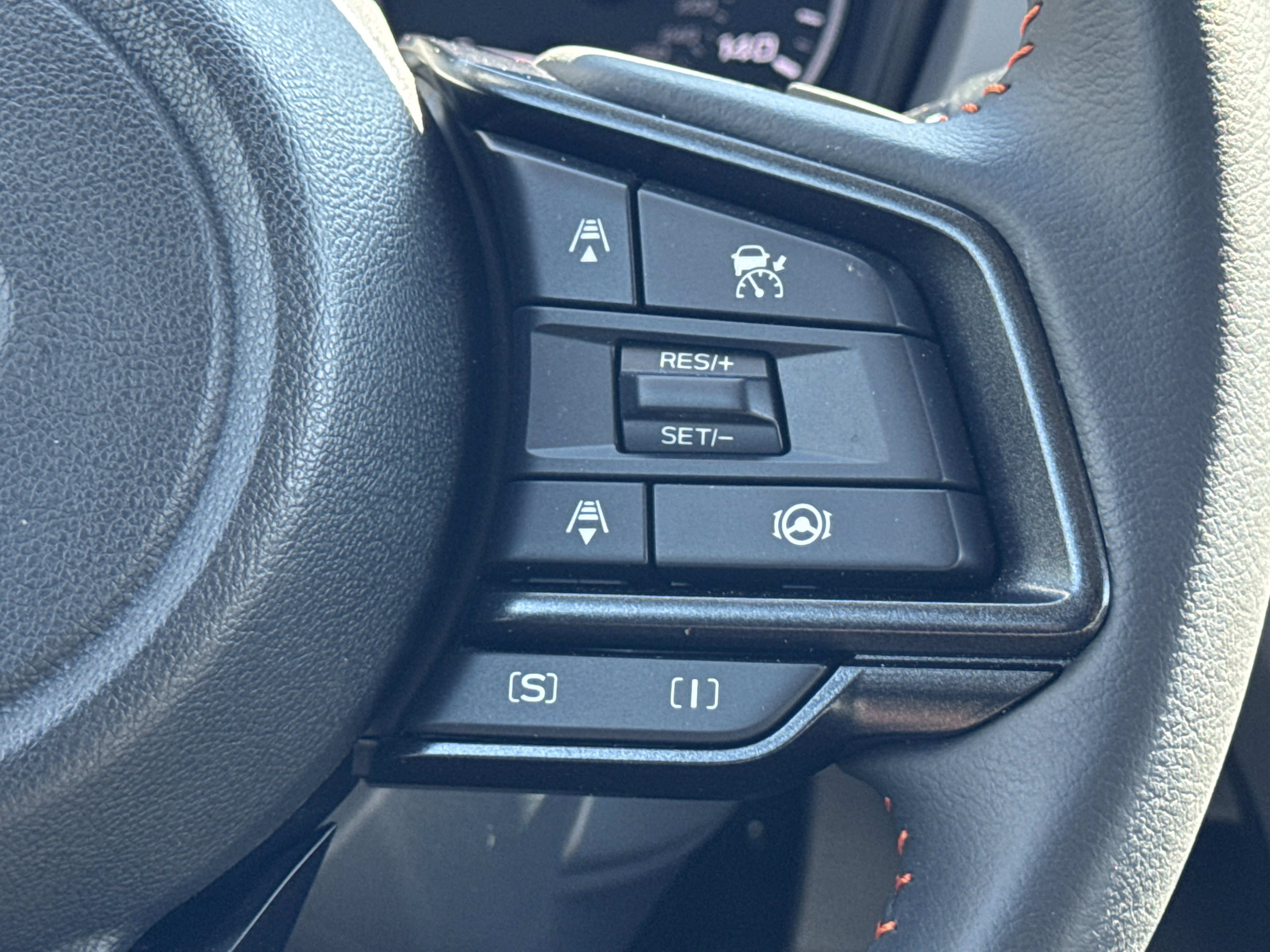 Certified 2025 Subaru Crosstrek 2.5i Limited image 6