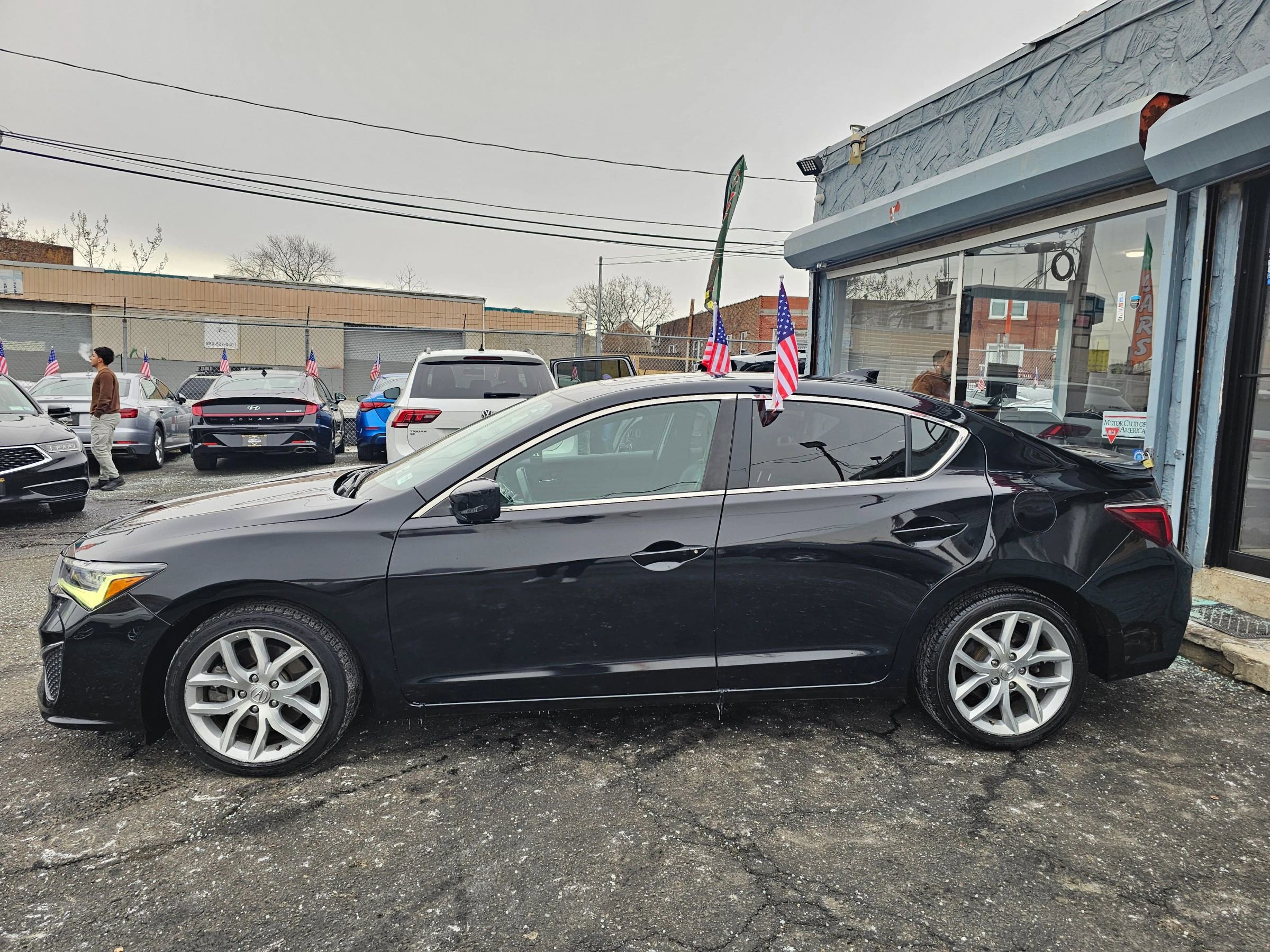 Used 2020 Acura ILX image 2