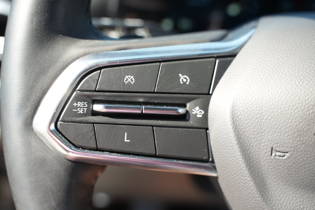Used 2025 Chevrolet Equinox LT w/ Midnight Edition FWD image 34