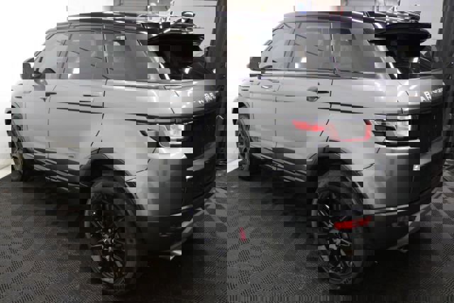 Used 2018 Land Rover Range Rover Evoque SE Premium image 7