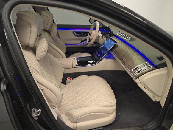 Used 2023 Mercedes-Benz S 580 4MATIC Sedan image 11