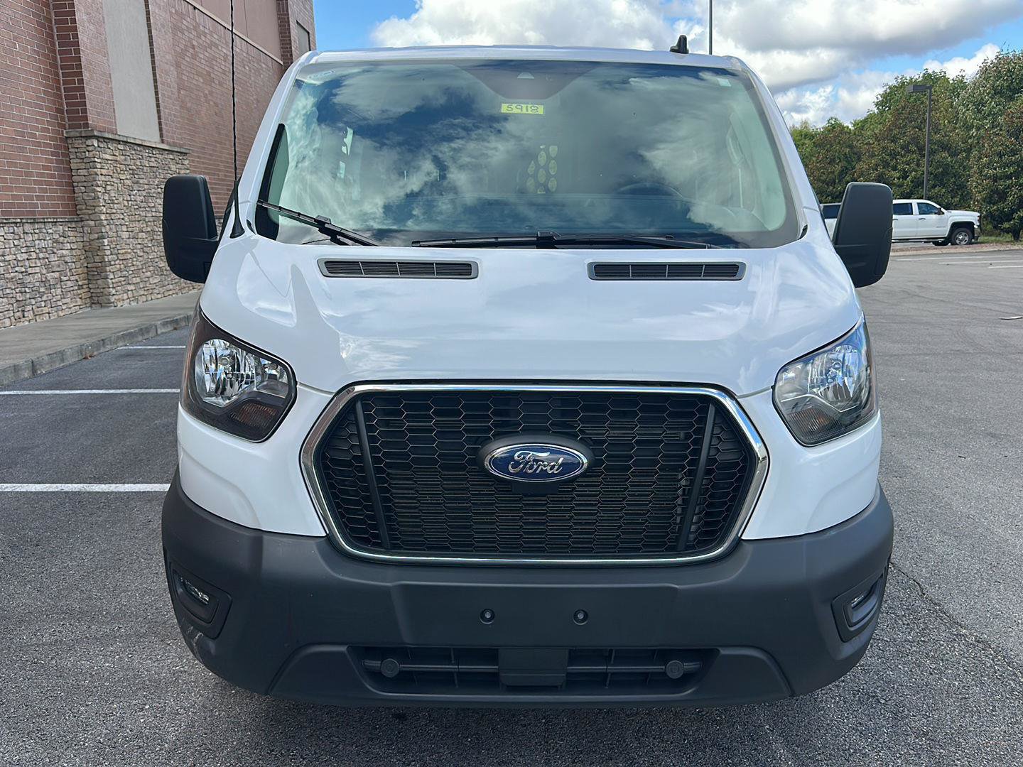 Certified 2025 Ford Transit 250 Low Roof w/ Exterior Upgrade Package RWD image 8