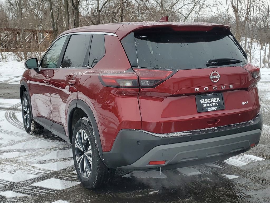 Used 2023 Nissan Rogue SV image 4