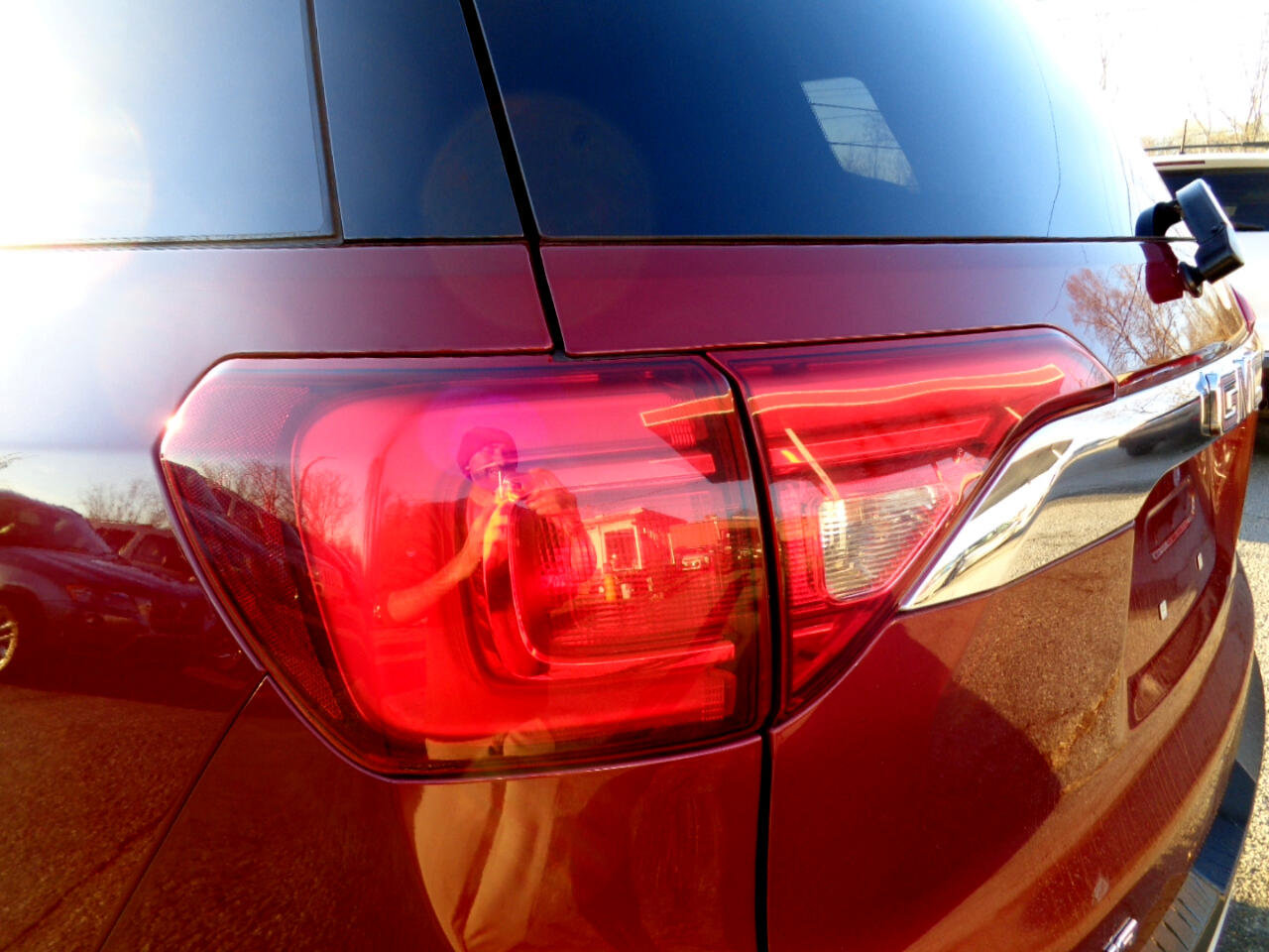 Used 2017 GMC Acadia SLE w/ Driver Alert Package I image 13