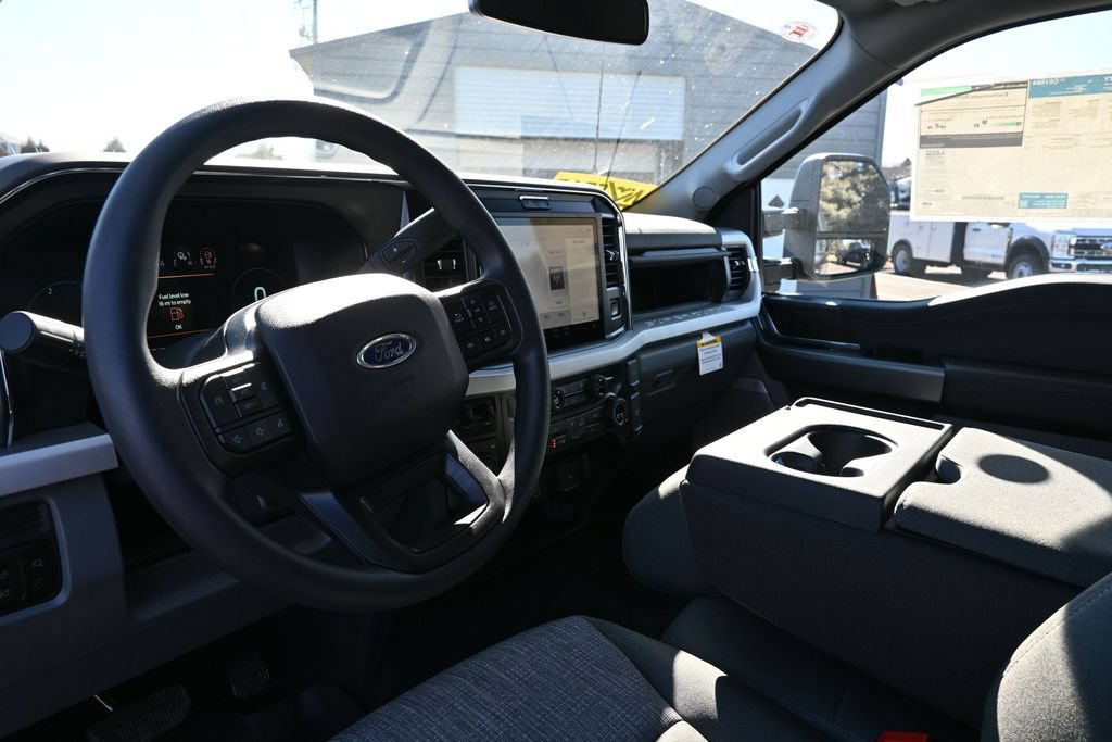 New 2026 Ford F350 XLT w/ XLT Premium Package AWD/4WD image 22