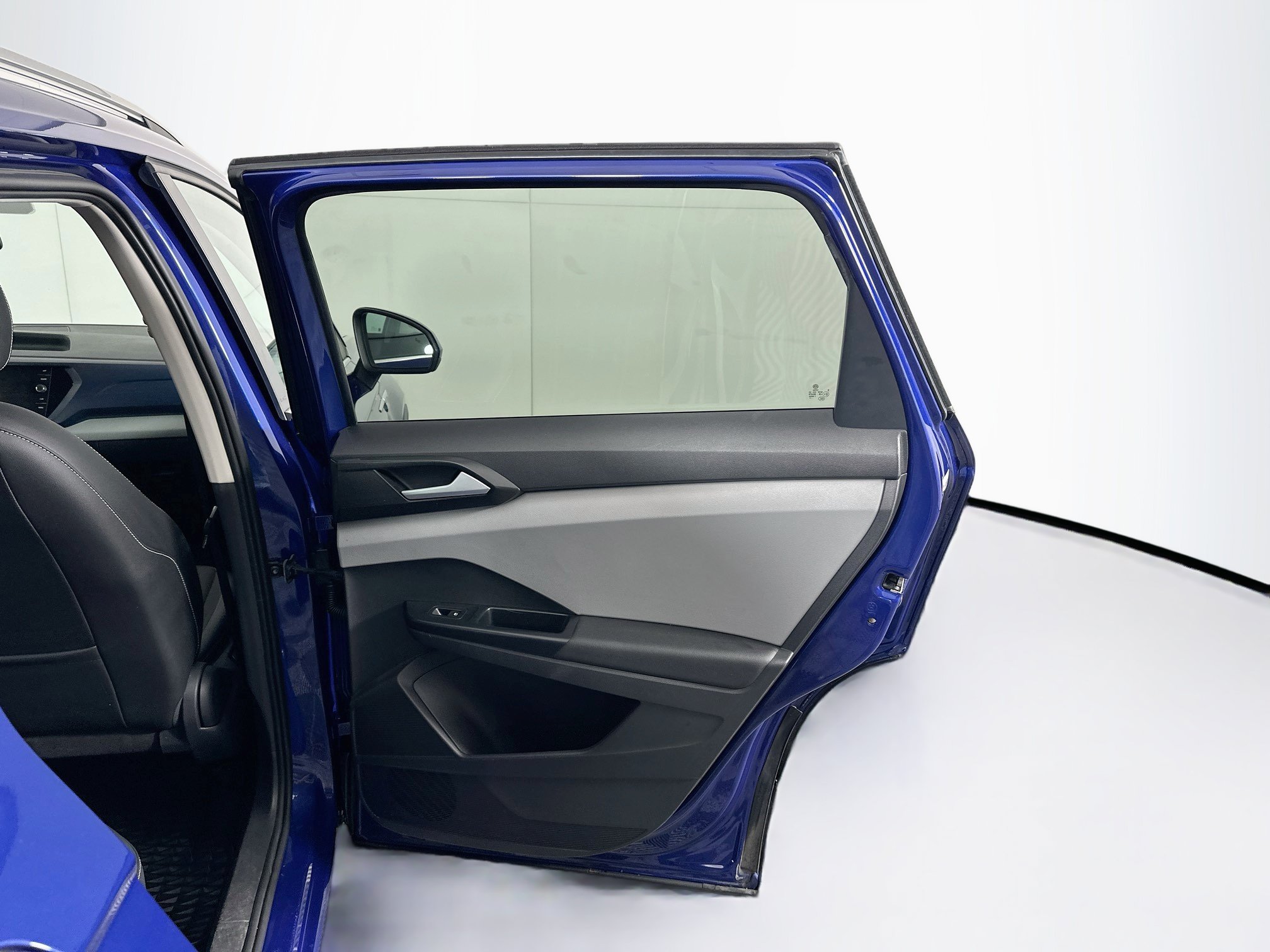 Used 2022 Volkswagen Taos SE AWD/4WD image 29
