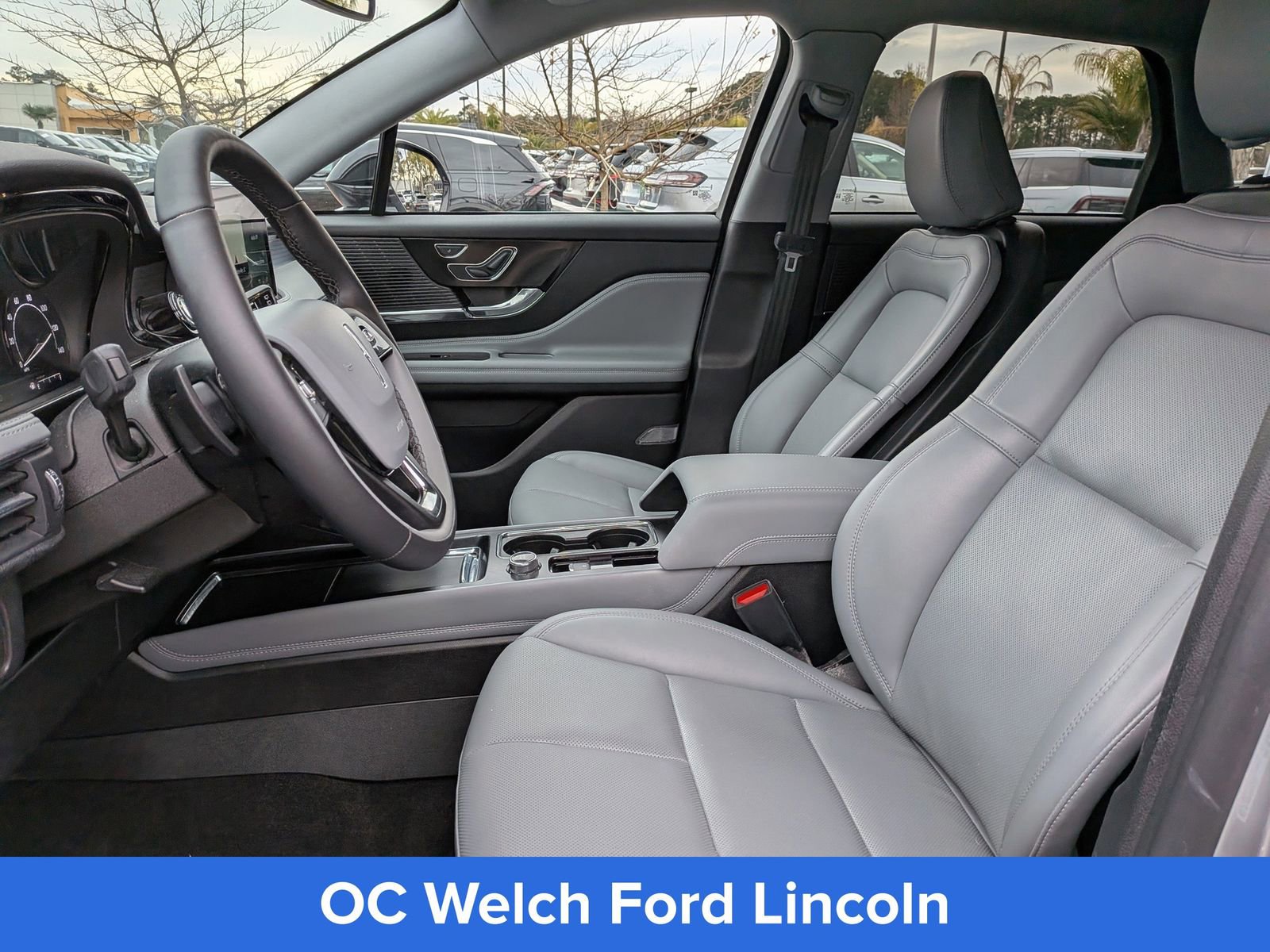 Used 2022 Lincoln Corsair FWD w/ Equipment Group 101A image 12