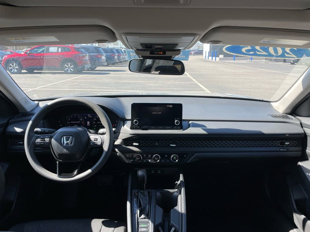 Certified 2025 Honda Accord SE image 10