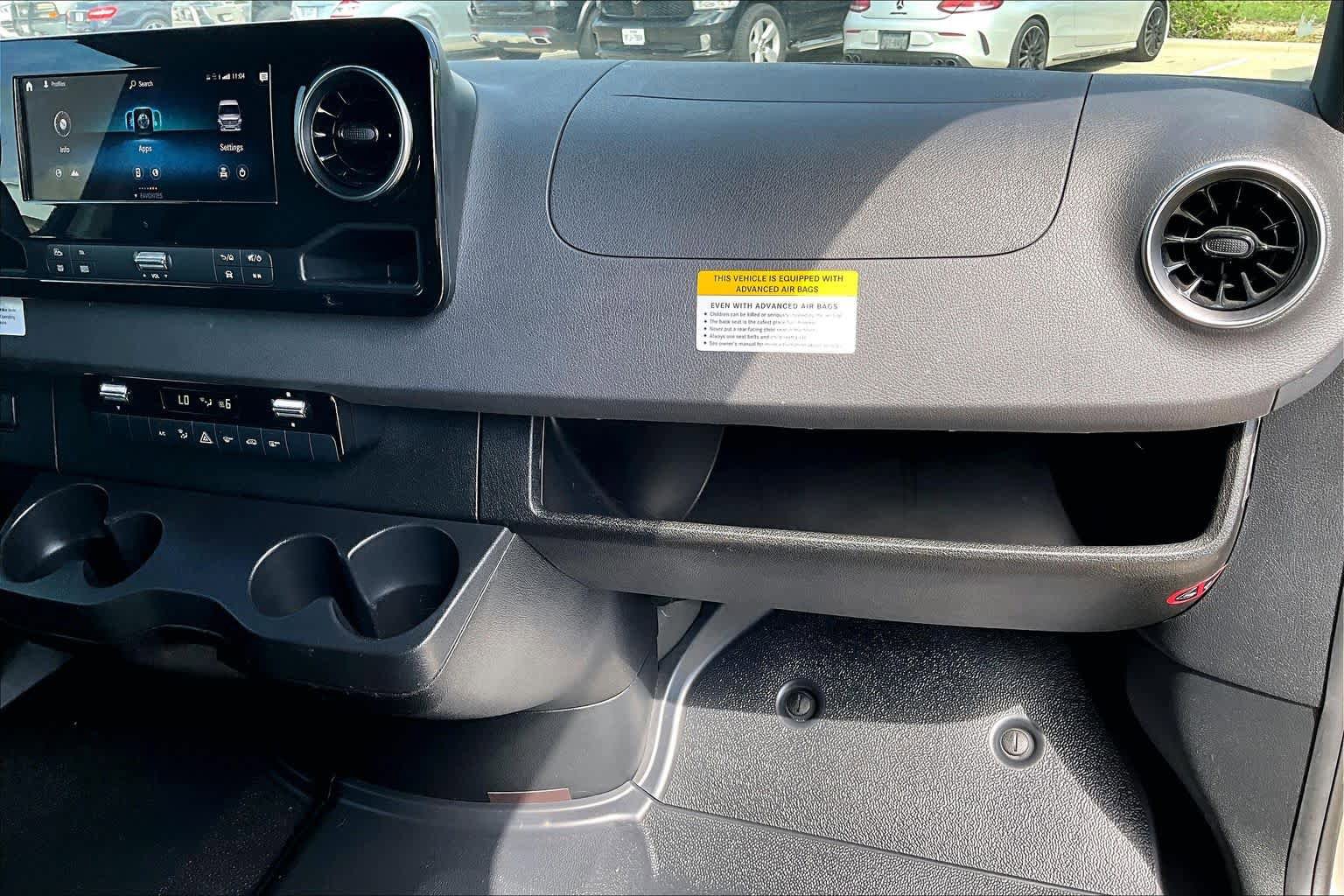 Used 2023 Mercedes-Benz Sprinter 2500 image 19