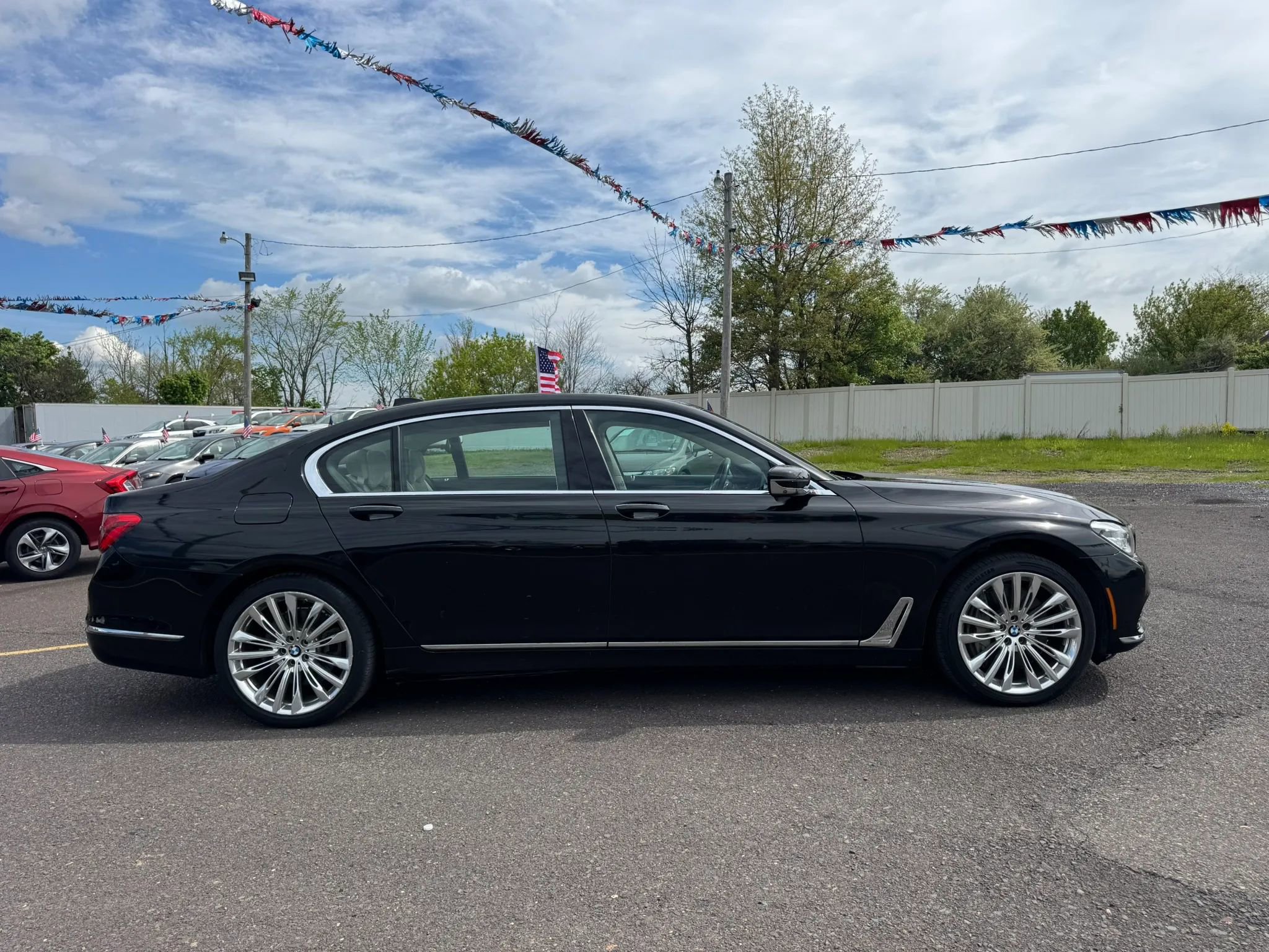 Used 2016 BMW 750i RWD image 7