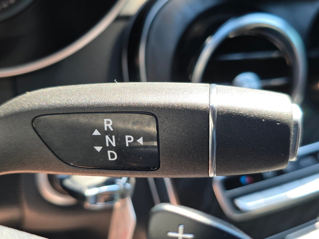 Used 2019 Mercedes-Benz GLC 300 4MATIC image 12