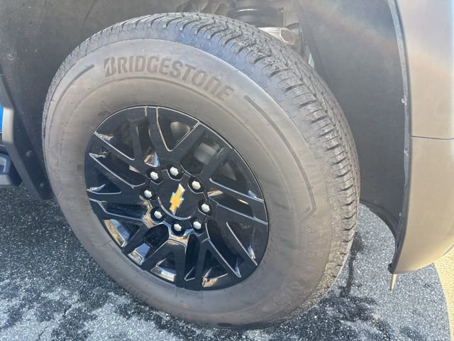 Used 2025 Chevrolet Silverado EV LT AWD/4WD image 9