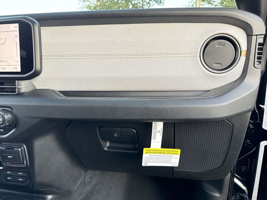 New 2025 Jeep Wrangler Sport S image 31