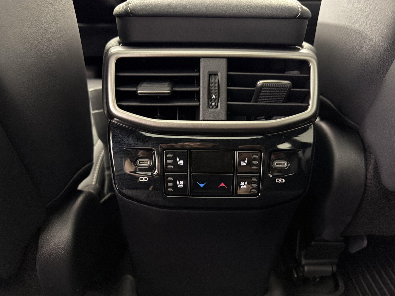 Certified 2025 Lexus RX 450h AWD w/ Convenience Package image 27