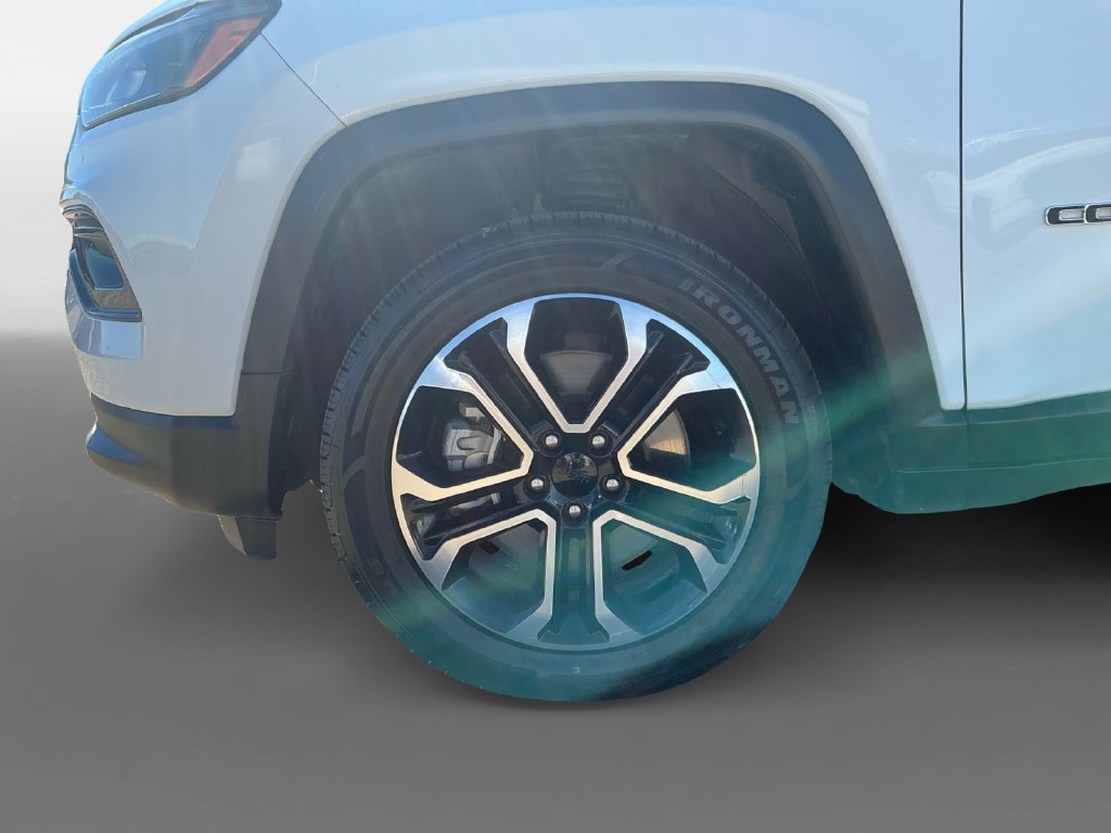 Used 2024 Jeep Compass Limited AWD/4WD image 14