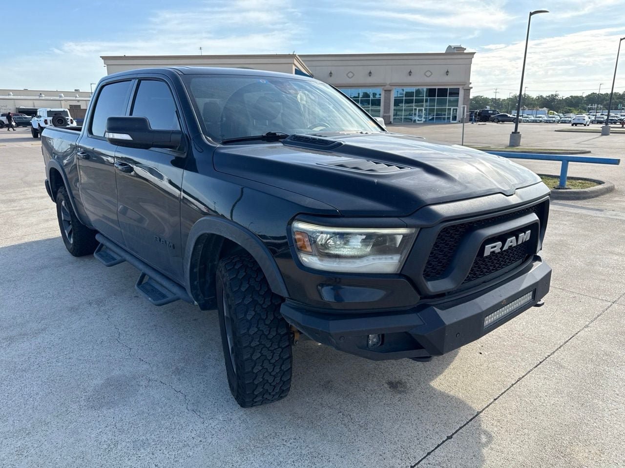 Used 2020 RAM 1500 Rebel w/ Rebel Level 2 Equipment Group AWD/4WD image 17