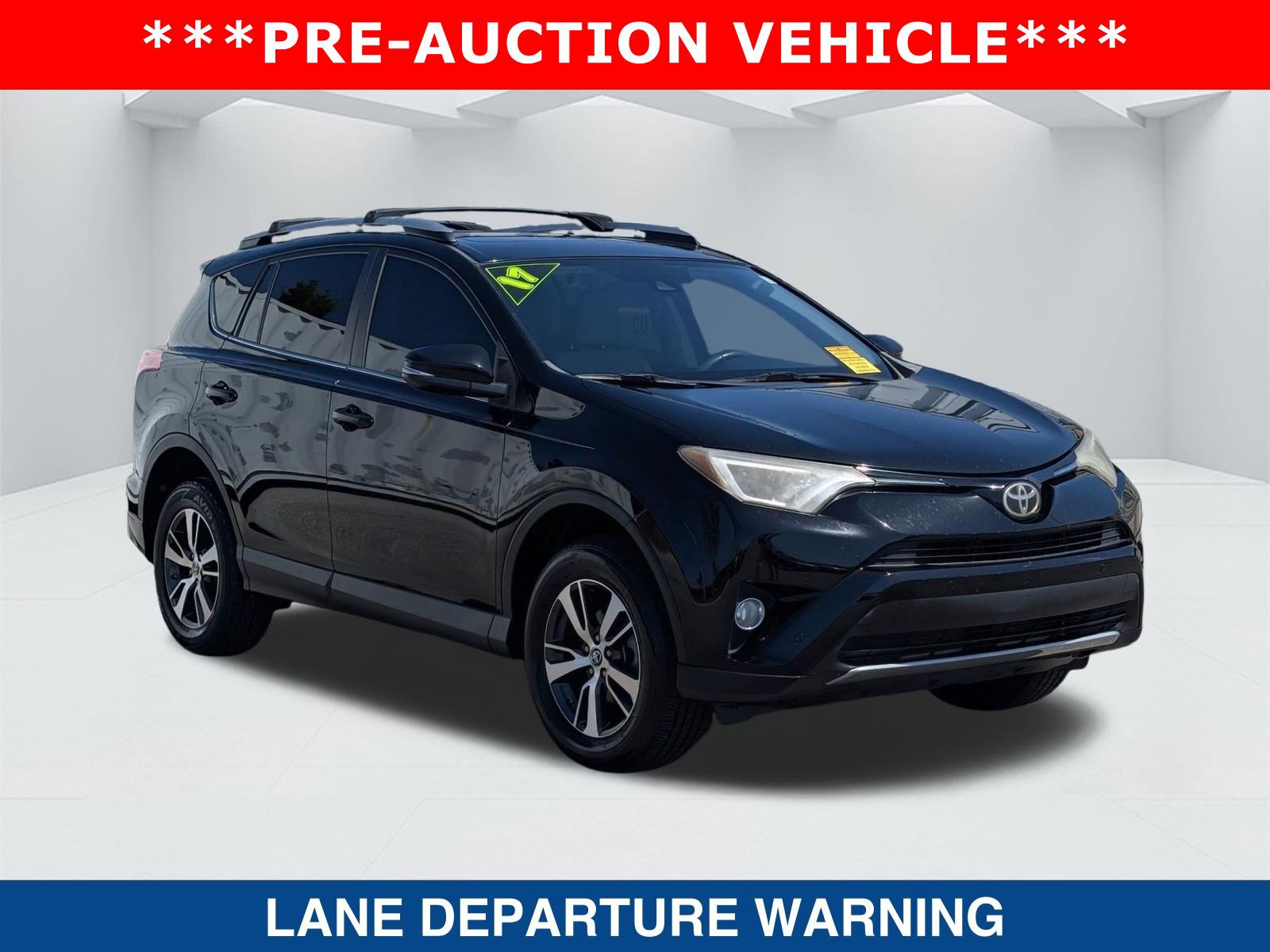 Used 2017 Toyota RAV4 XLE image 2