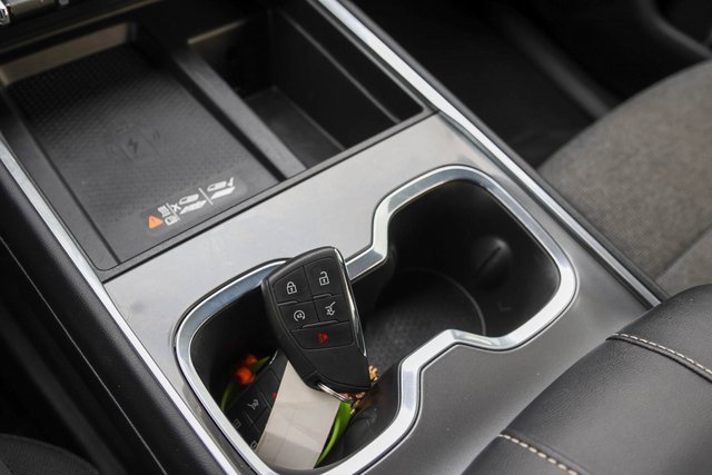 Used 2025 GMC Acadia Elevation image 24