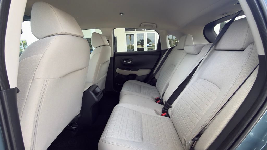 Used 2027 Honda HR-V LX image 6