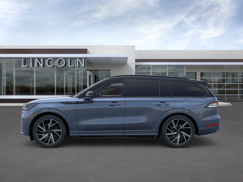 New 2026 Lincoln Aviator Black Label w/ Black Label Special Edition AWD/4WD image 5