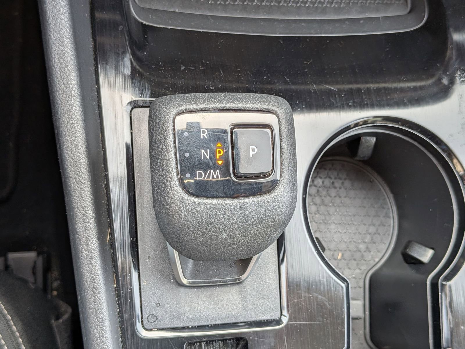 Used 2023 Nissan Rogue SV image 25