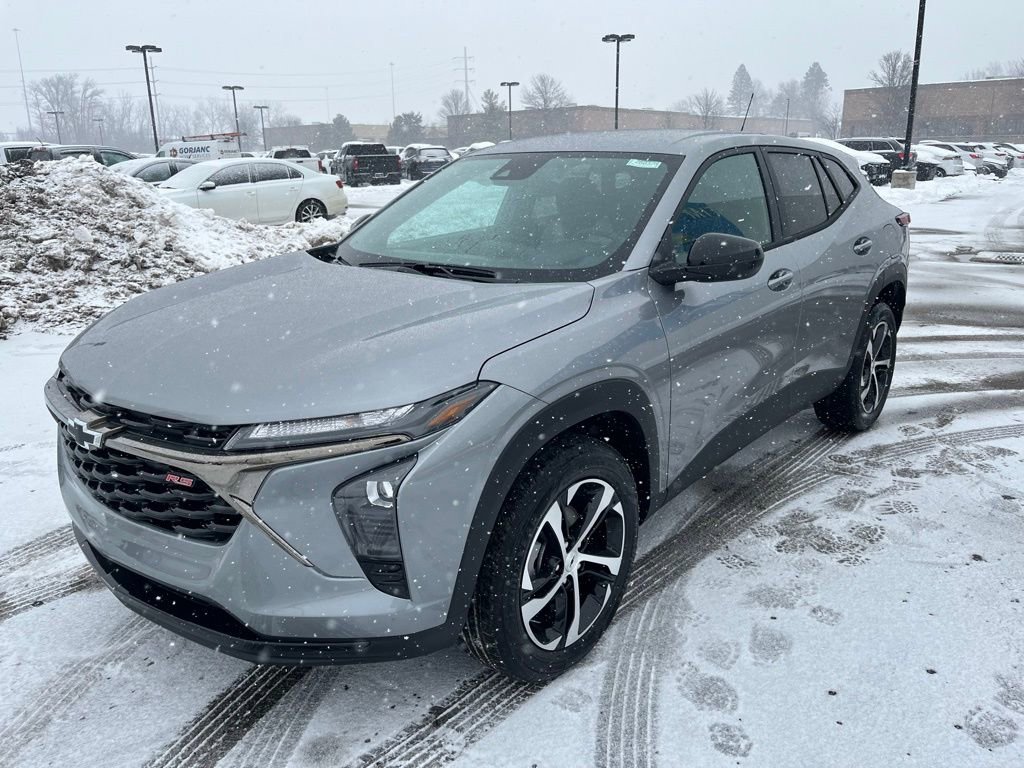 New 2026 Chevrolet Trax RS image 3