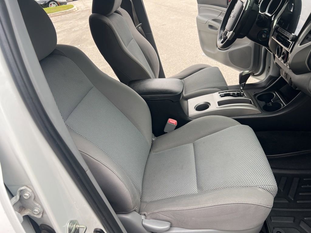 Used 2015 Toyota Tacoma PreRunner w/ TRD Off-Road Package RWD image 42