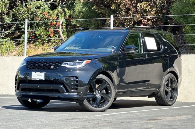 Certified 2025 Land Rover Discovery Dynamic SE