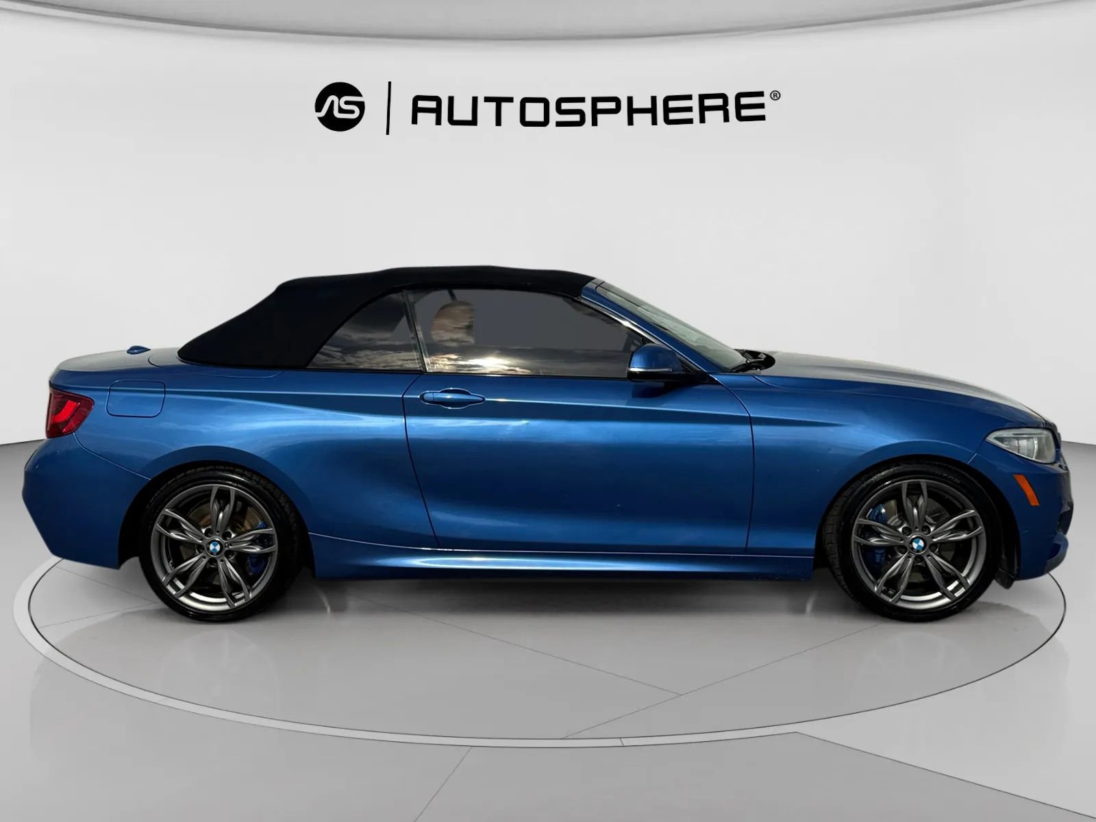 Used 2016 BMW M235i Convertible w/ Technology Package image 10