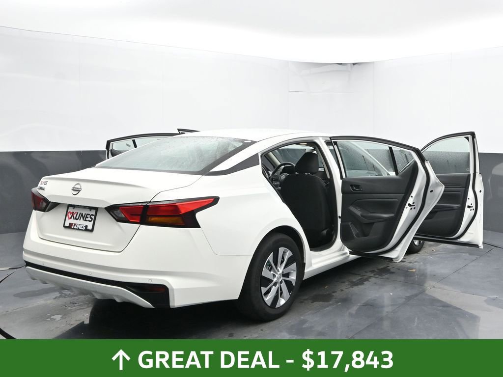 Used 2024 Nissan Altima 2.5 S FWD image 58