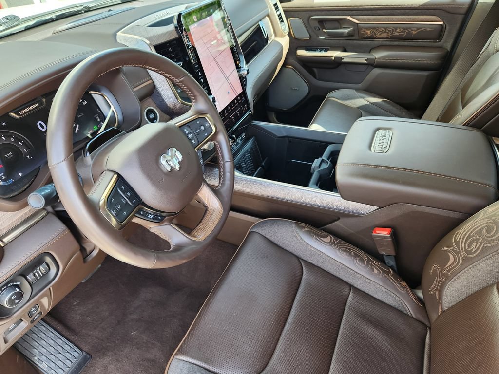 Used 2025 RAM 1500 Limited AWD/4WD image 7