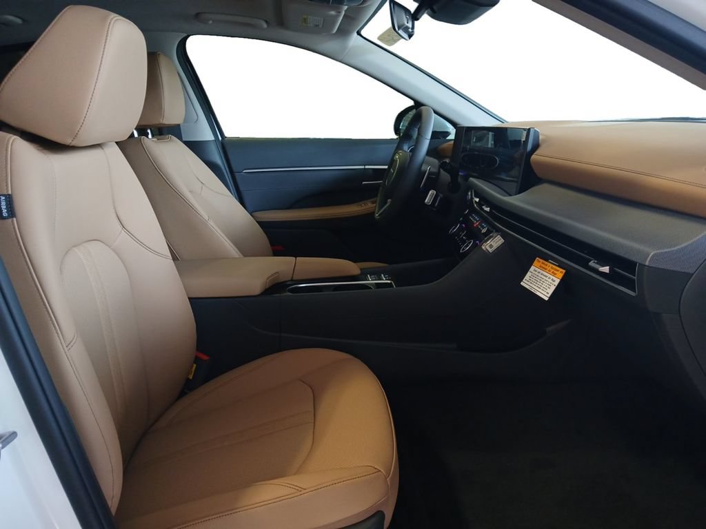 New 2026 Hyundai Sonata Limited FWD image 15