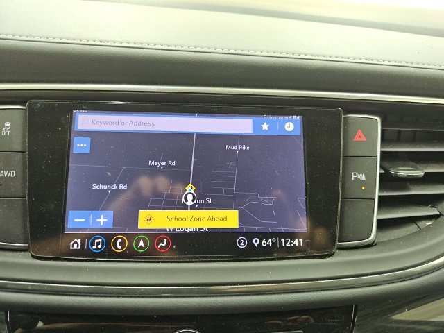 Used 2020 Buick Enclave Essence w/ Sound and Sites Package image 6