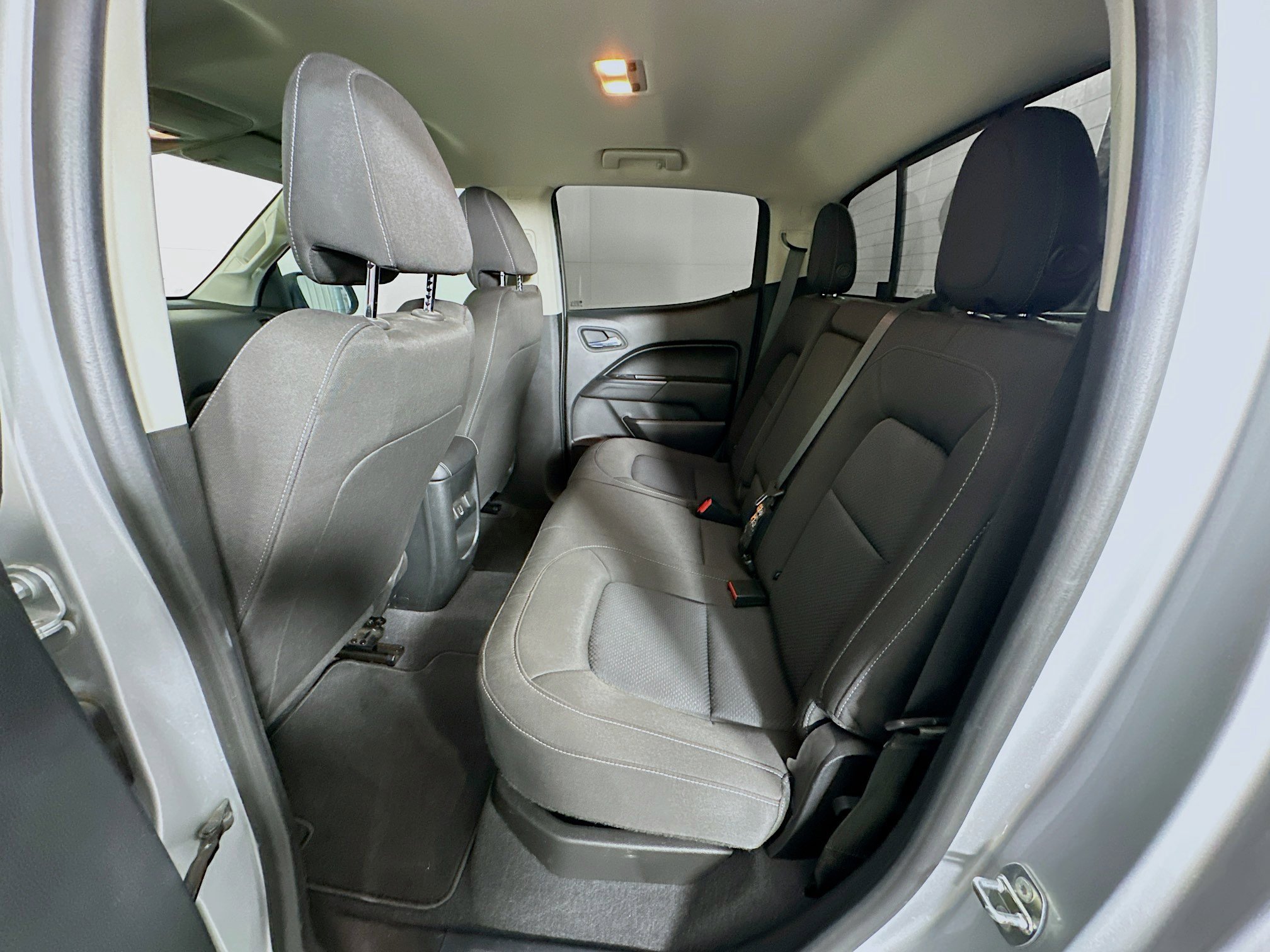 Used 2020 Chevrolet Colorado LT w/ LT Convenience Package image 25