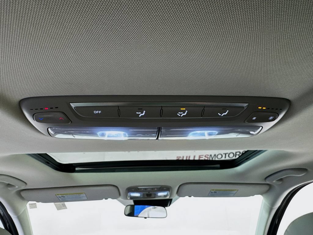 Used 2021 Kia Telluride S FWD image 25