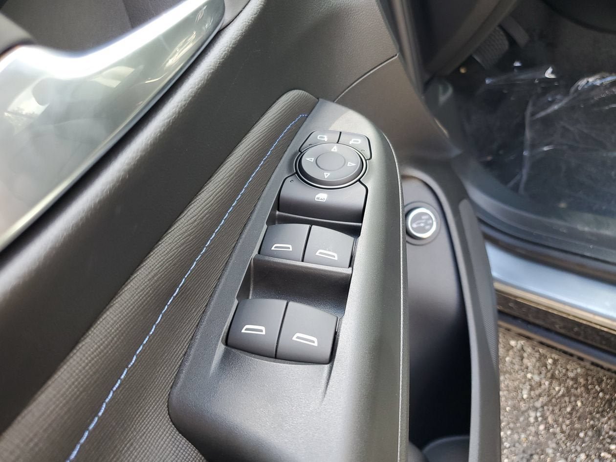 New 2026 Buick Envista Sport Touring w/ Convenience II Package FWD image 17