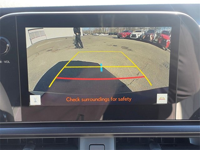 New 2025 Lexus UX 300h AWD image 18