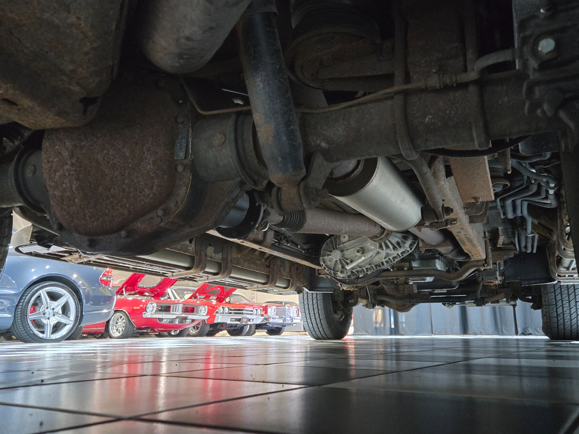 Used 2005 Ford Excursion Limited image 55