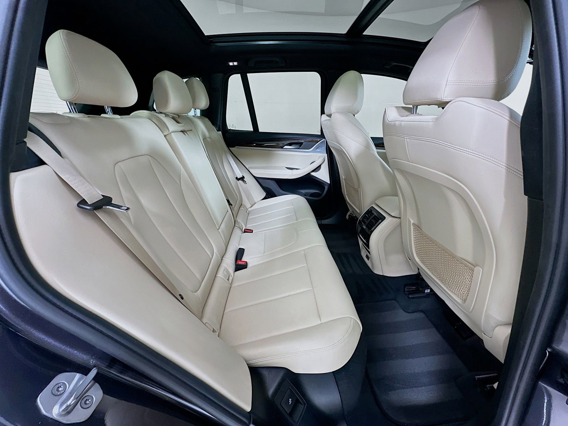 Used 2021 BMW X3 xDrive30e w/ Premium Package image 29