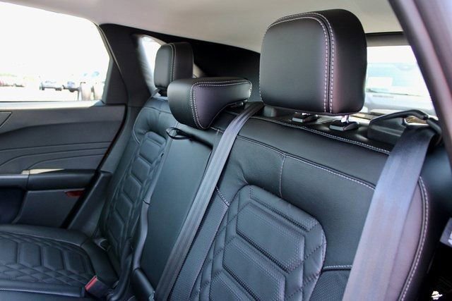 New 2024 Ford Escape SE w/ PHEV Premium Package image 12